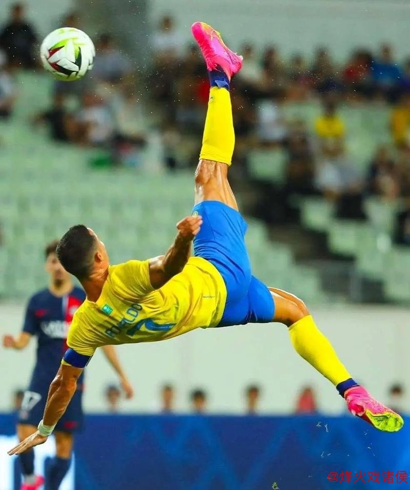 泪目!C罗40岁依然能飞 第96分钟超级倒钩看呆队友 梦回7年前巅峰 泪目!C罗40岁依然能飞 第96分钟超级倒钩看呆队友 梦回7年前巅峰