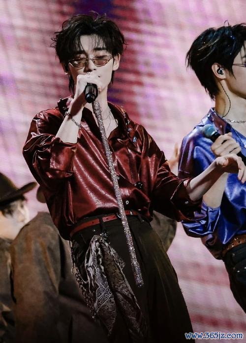 JJ斯鲍首登莱德杯舞台 托马斯期待他别“打酱油”