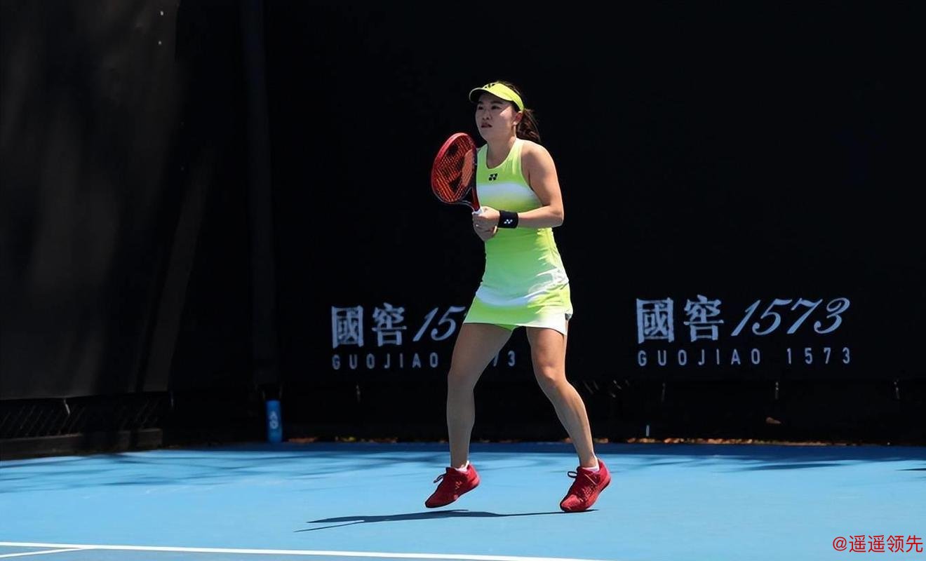 从1-4到6-4！31岁朱琳从世界493位杀回，澳网再现“神剧本”